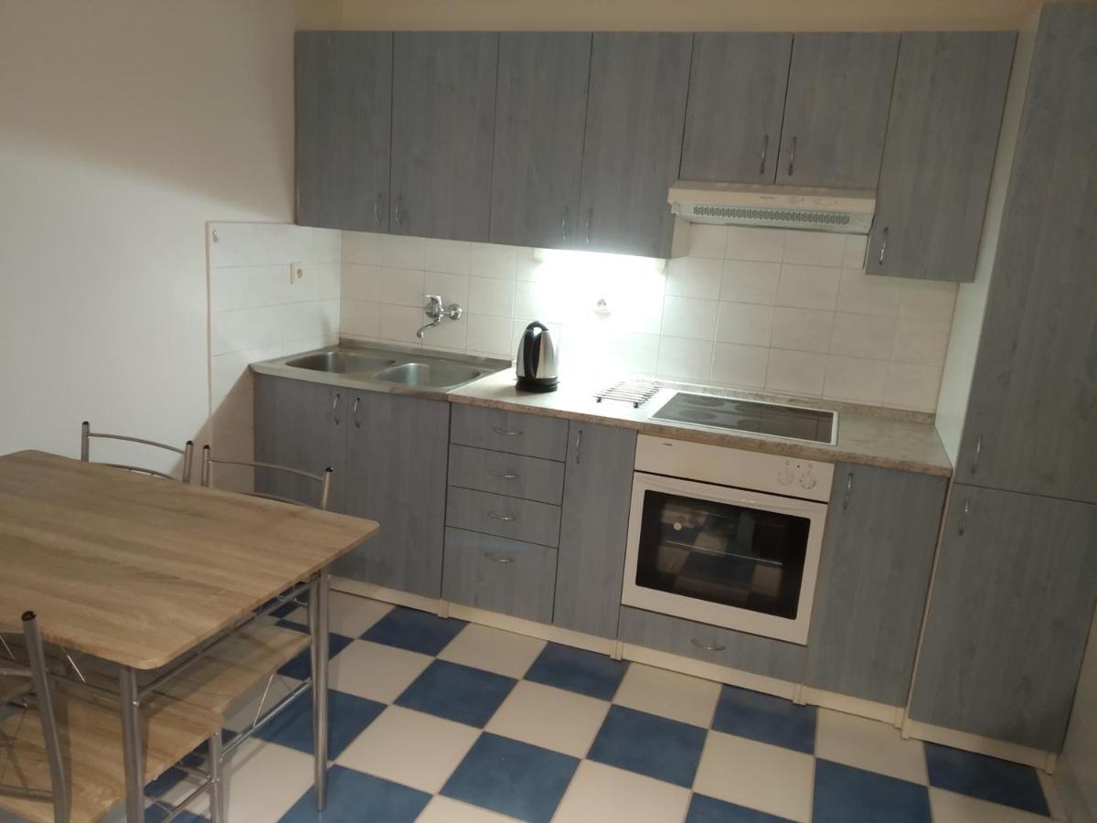 Apartmany Pod Strani Vrchlabí エクステリア 写真